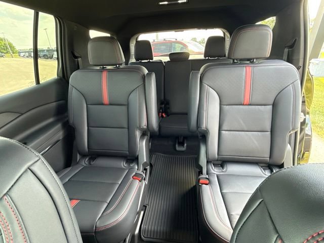 New 2026 Chevrolet Traverse RS w/ LPO, Floor Liner Package AWD/4WD image 30
