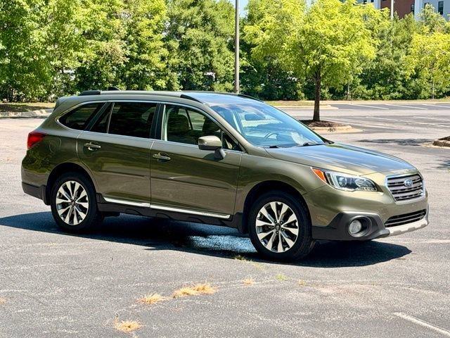 Used 2017 Subaru Outback 2.5i Touring w/ Popular Package #5A AWD/4WD image 10