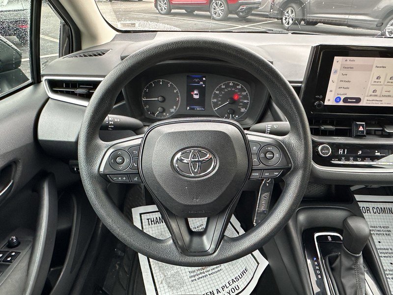 Used 2023 Toyota Corolla LE image 13