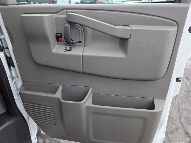 New 2026 Chevrolet Express 3500 w/ Power Convenience Package RWD image 24