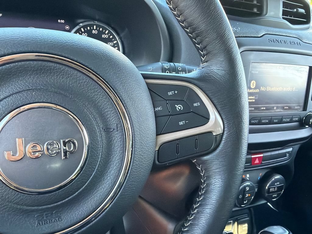 Used 2016 Jeep Renegade Limited AWD/4WD image 22