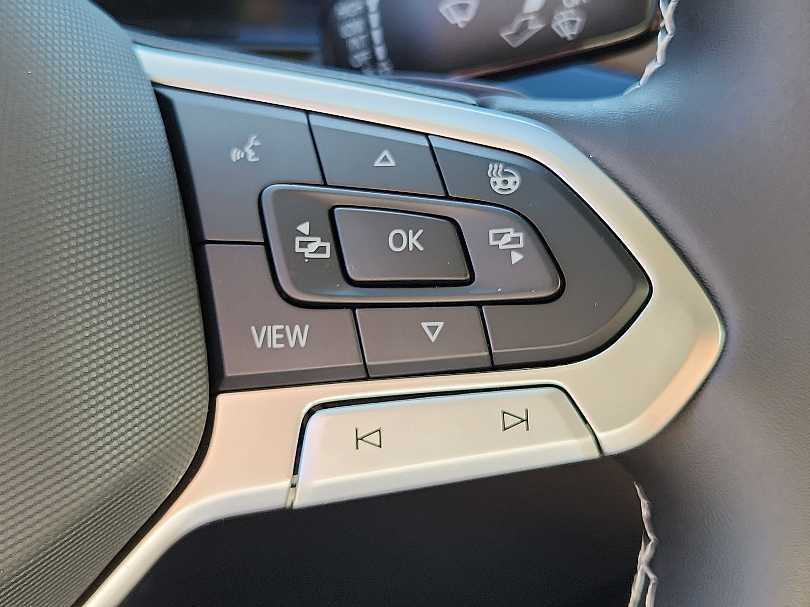 New 2026 Volkswagen Atlas SE image 18