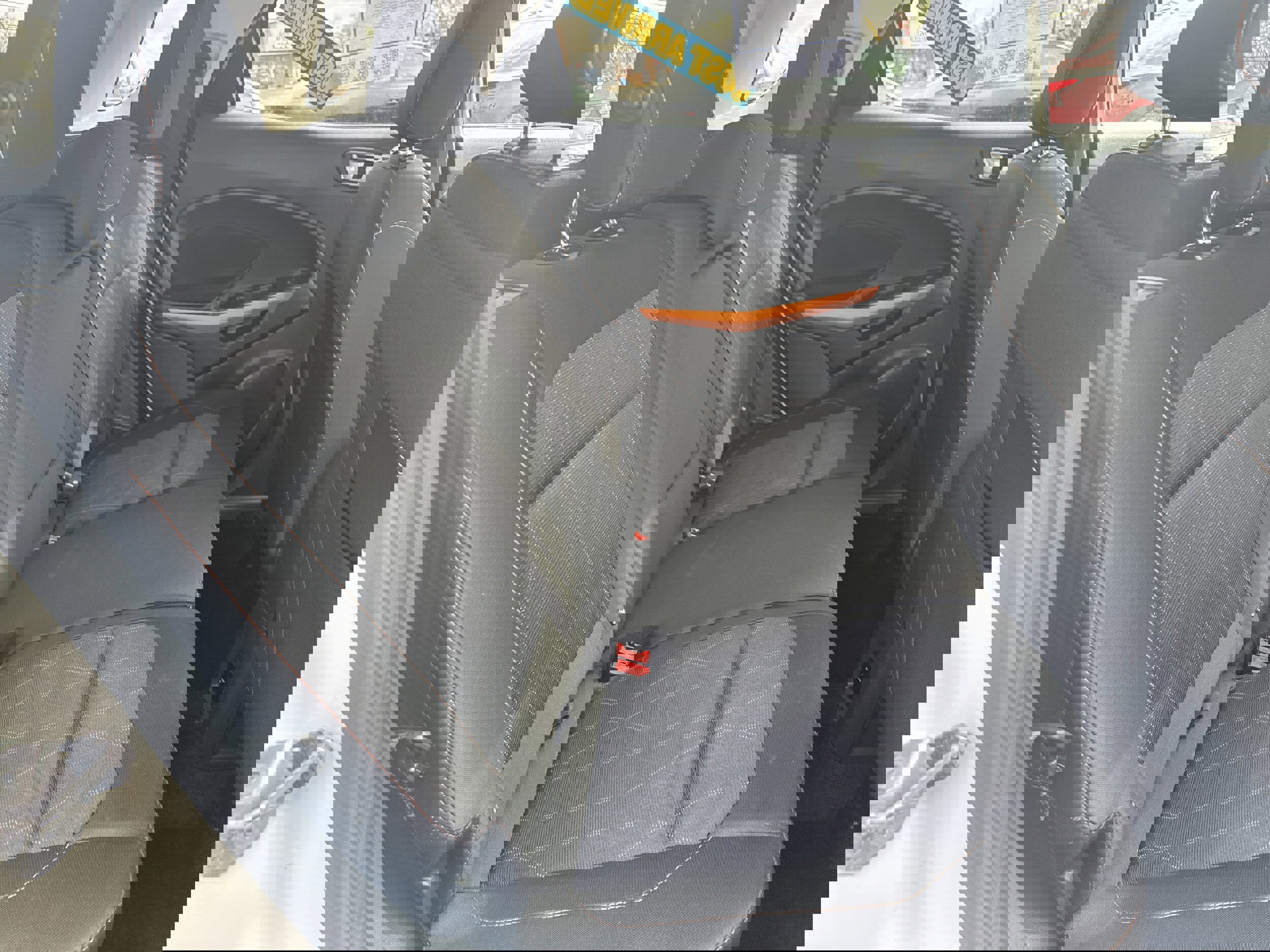 Used 2021 Ford EcoSport SE w/ SE Convenience Package image 11