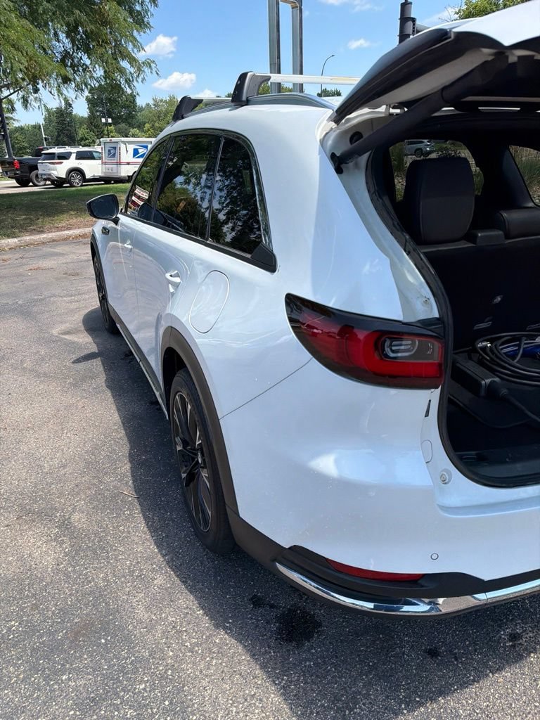 Used 2024 MAZDA CX-90 Plug-In Hybrid w/ Premium Plus AWD/4WD image 11