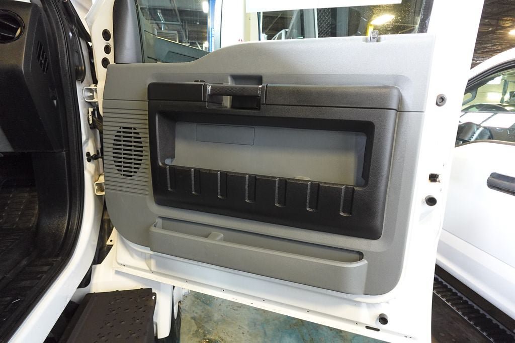 Used 2019 Ford F750 2WD Regular Cab Super Duty image 20