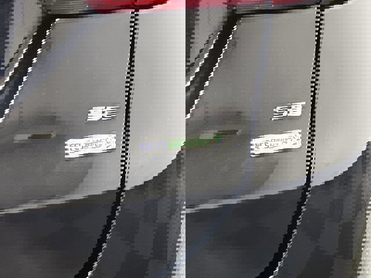 Used 2018 Ford Fusion SE w/ Equipment Group 201A FWD image 28