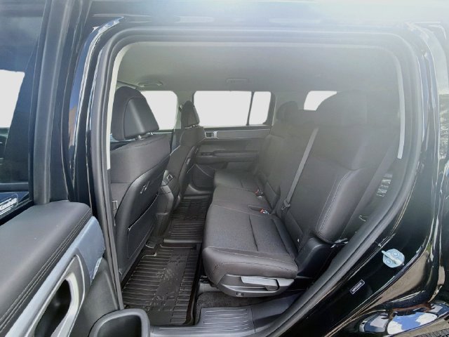 New 2027 Hyundai Santa Fe SE FWD image 23