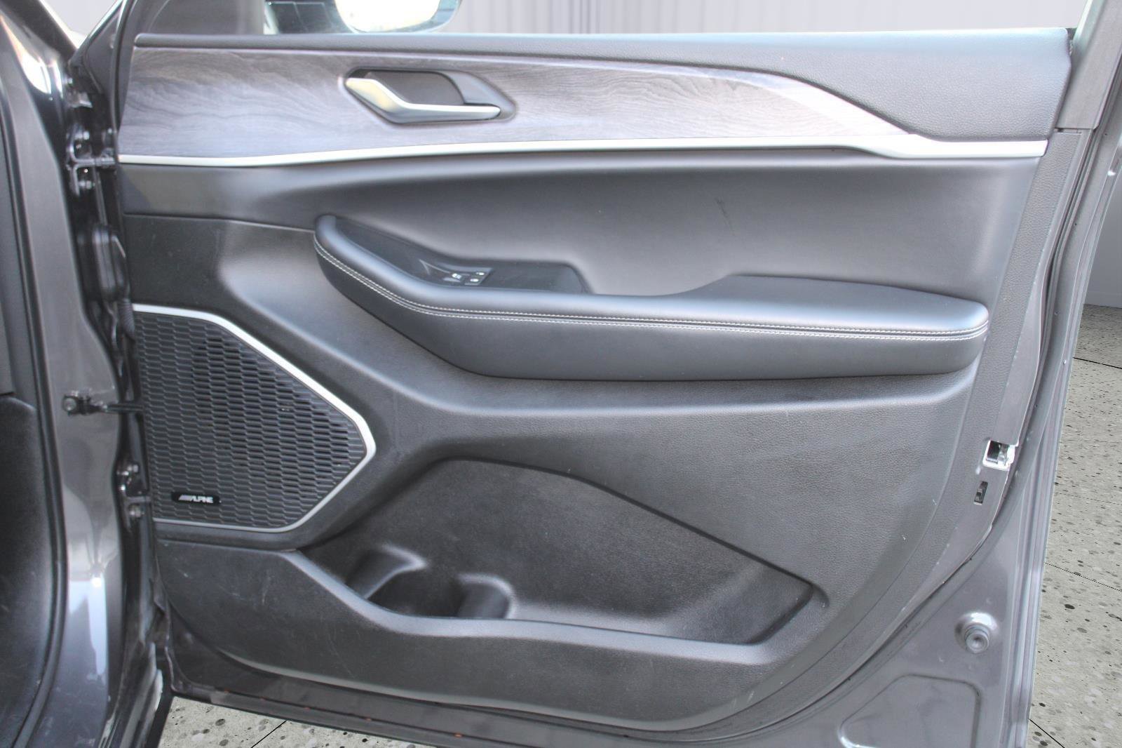 Used 2021 Jeep Grand Cherokee L Limited image 36