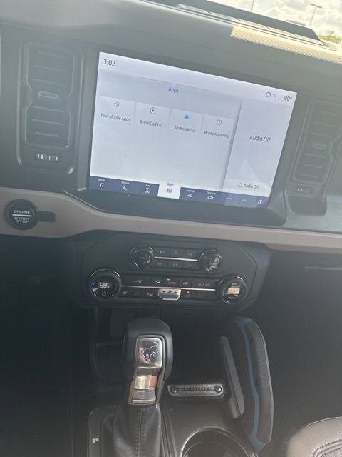 Used 2023 Ford Bronco Wildtrak image 6