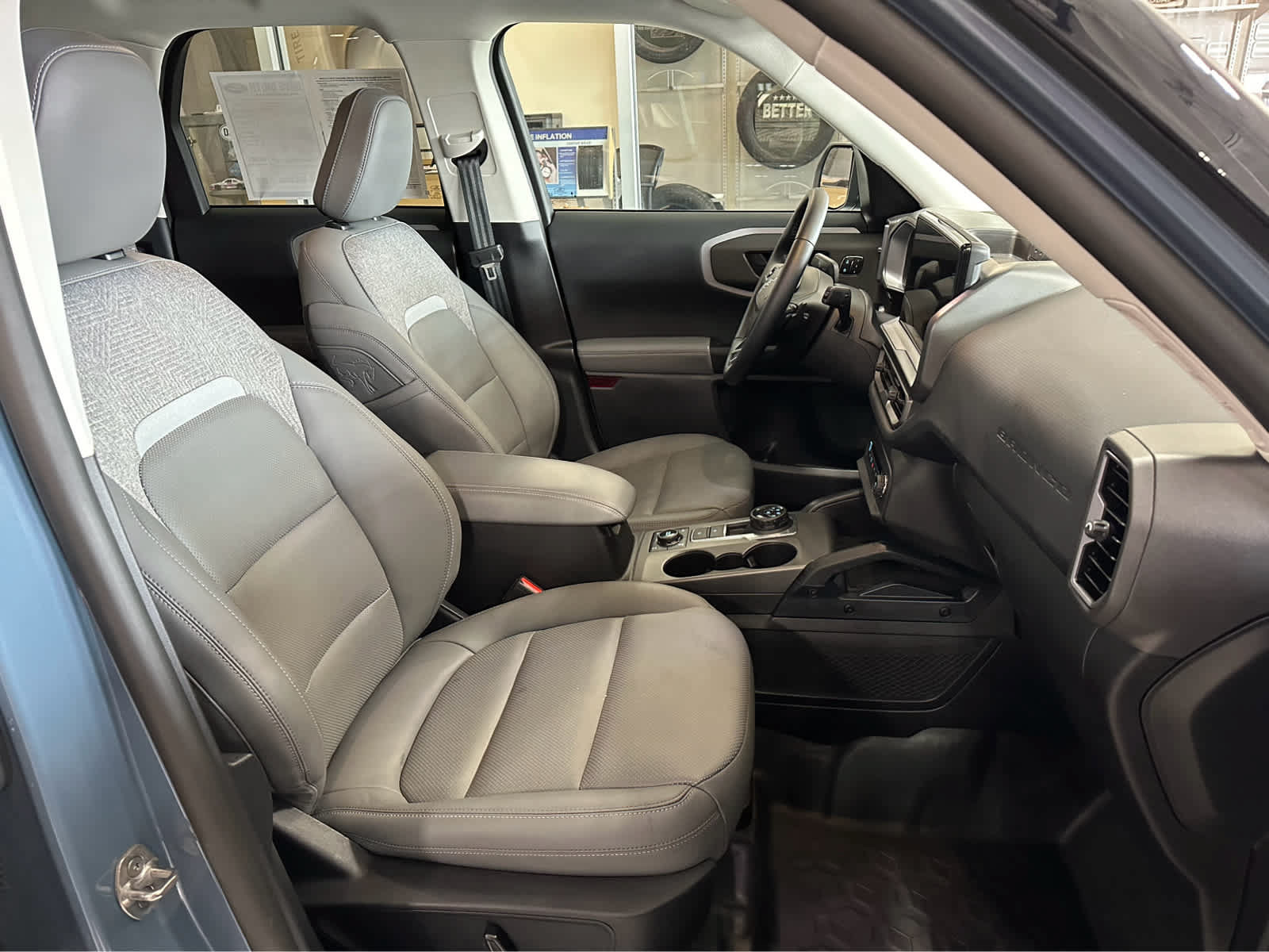 Used 2025 Ford Bronco Sport Badlands AWD/4WD image 35