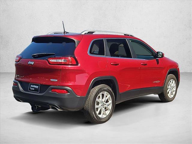Used 2017 Jeep Cherokee Latitude w/ True North Edition AWD/4WD image 5