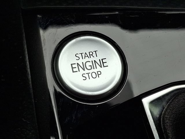 Certified 2024 Volkswagen Taos S FWD image 22