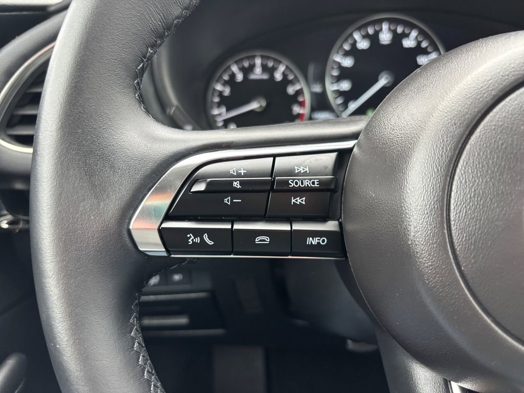 Used 2025 MAZDA MAZDA3 s image 18