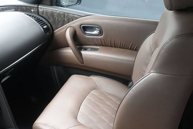 Used 2023 Nissan Armada Platinum w/ Captain's Chairs Package RWD image 38