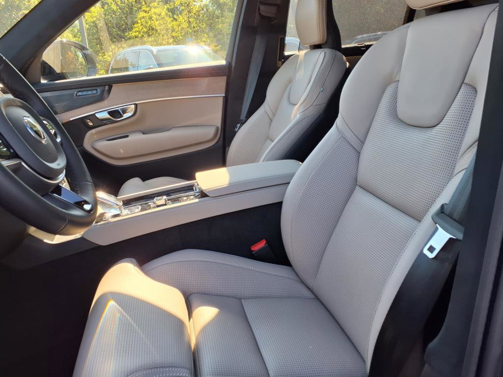 New 2026 Volvo XC90 B6 Ultra w/ Lounge Package image 15