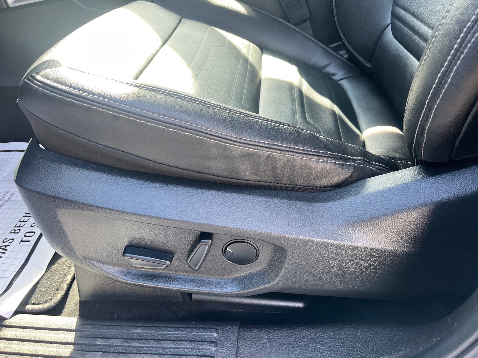 Certified 2024 Ford Ranger Lariat w/ FX4 Off-Road Package image 19