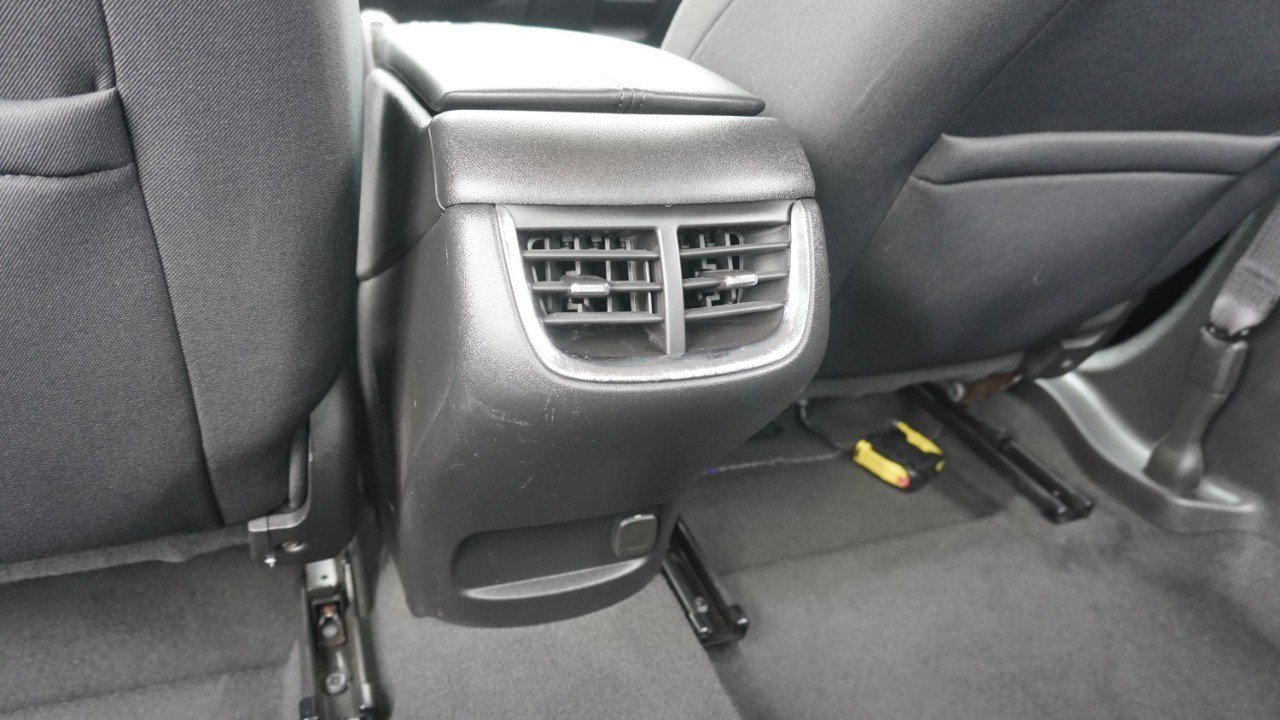 Used 2020 Chevrolet Malibu LT FWD image 30