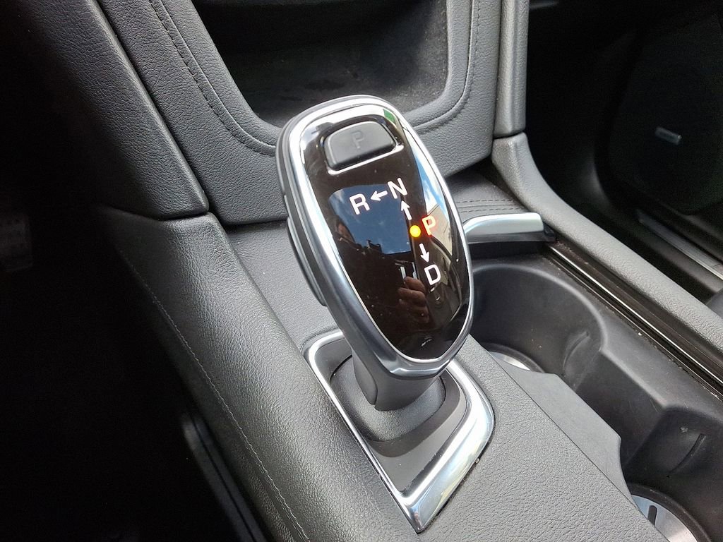 Used 2019 Cadillac XT5 Luxury image 16