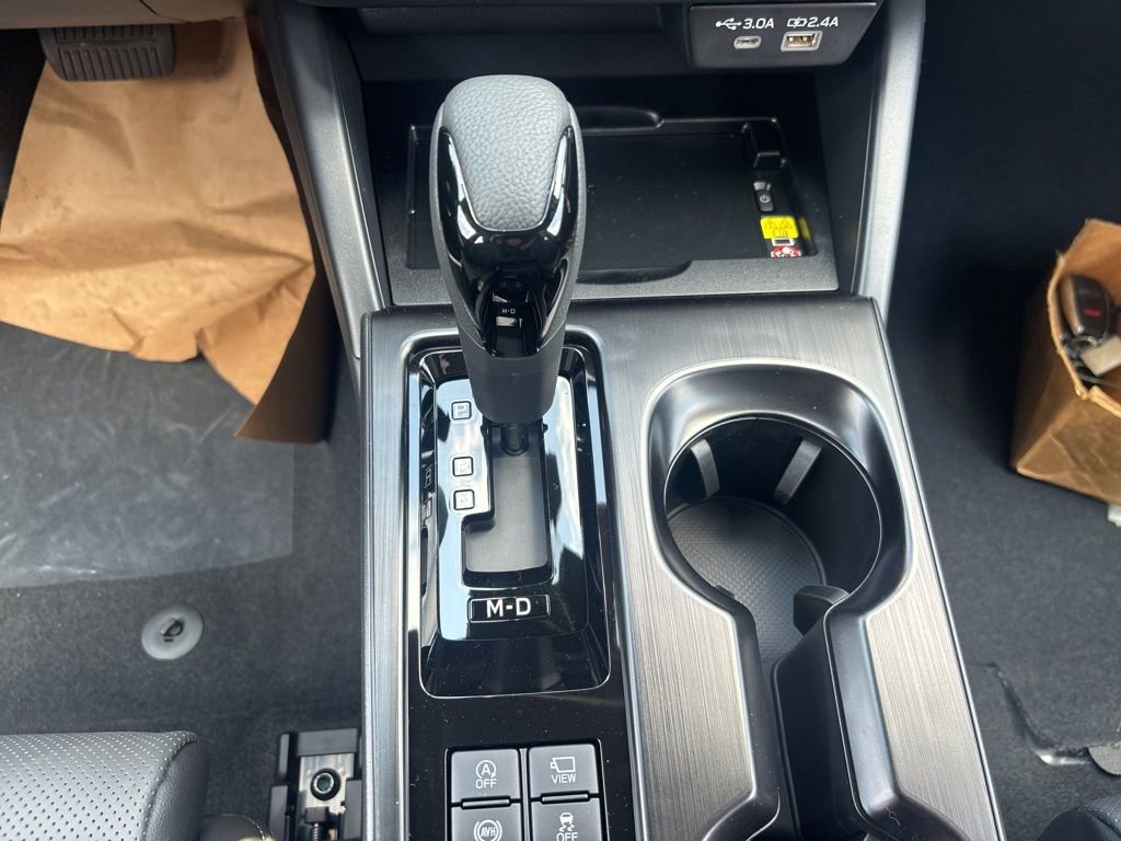 New 2026 Subaru Outback Touring AWD/4WD image 17