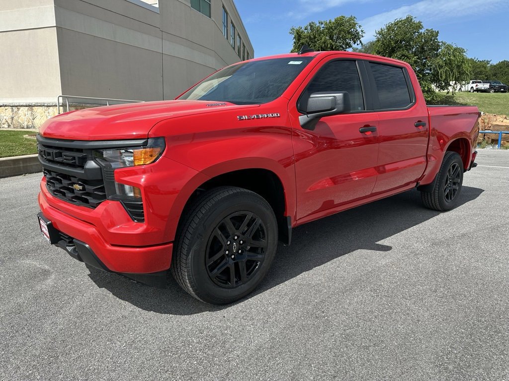 New 2025 Chevrolet Silverado 1500 Custom