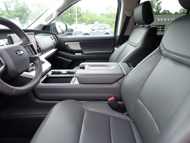 New 2026 Ford Expedition Max Active AWD/4WD image 12