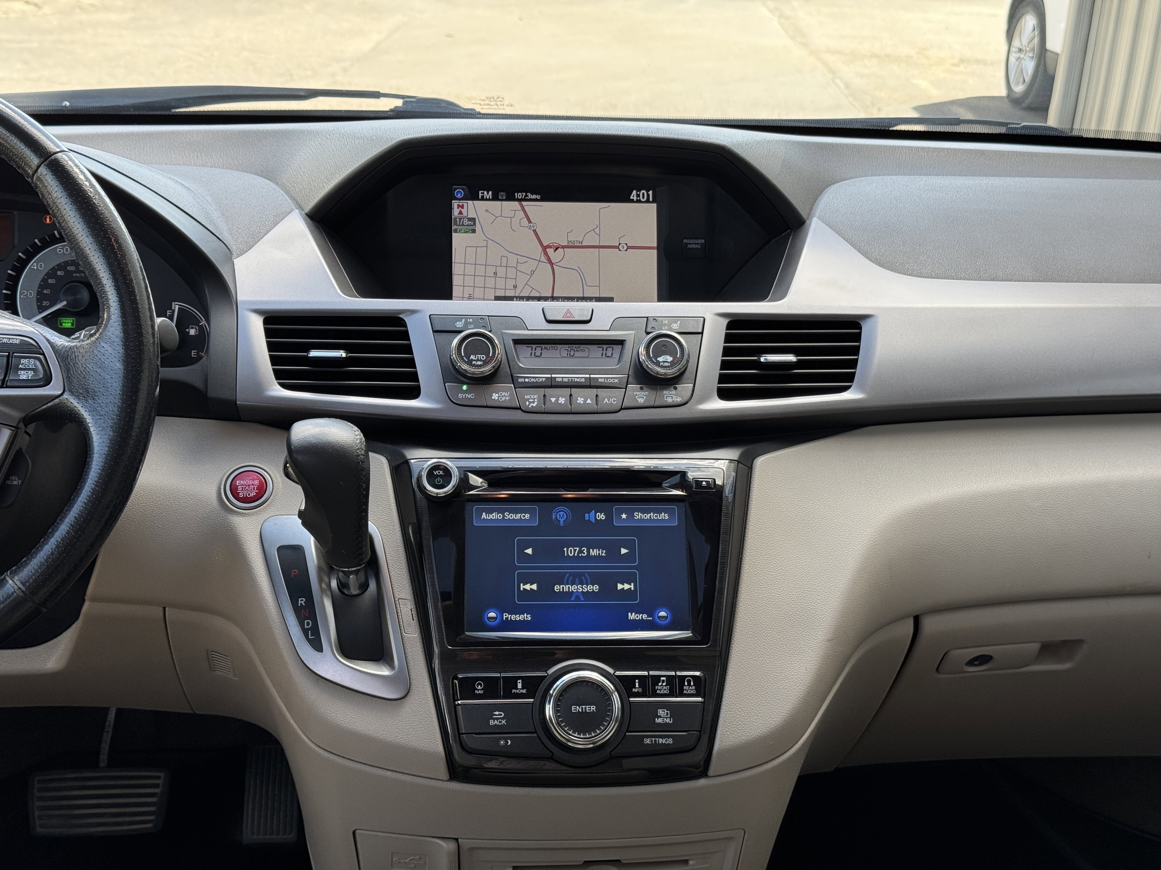 Used 2014 Honda Odyssey Touring Elite image 14