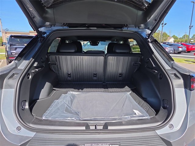 New 2026 Chevrolet Equinox EV LT image 13