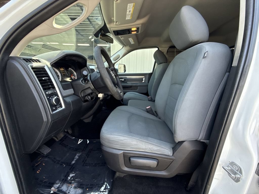 Used 2017 RAM 1500 Classic SLT AWD/4WD image 13