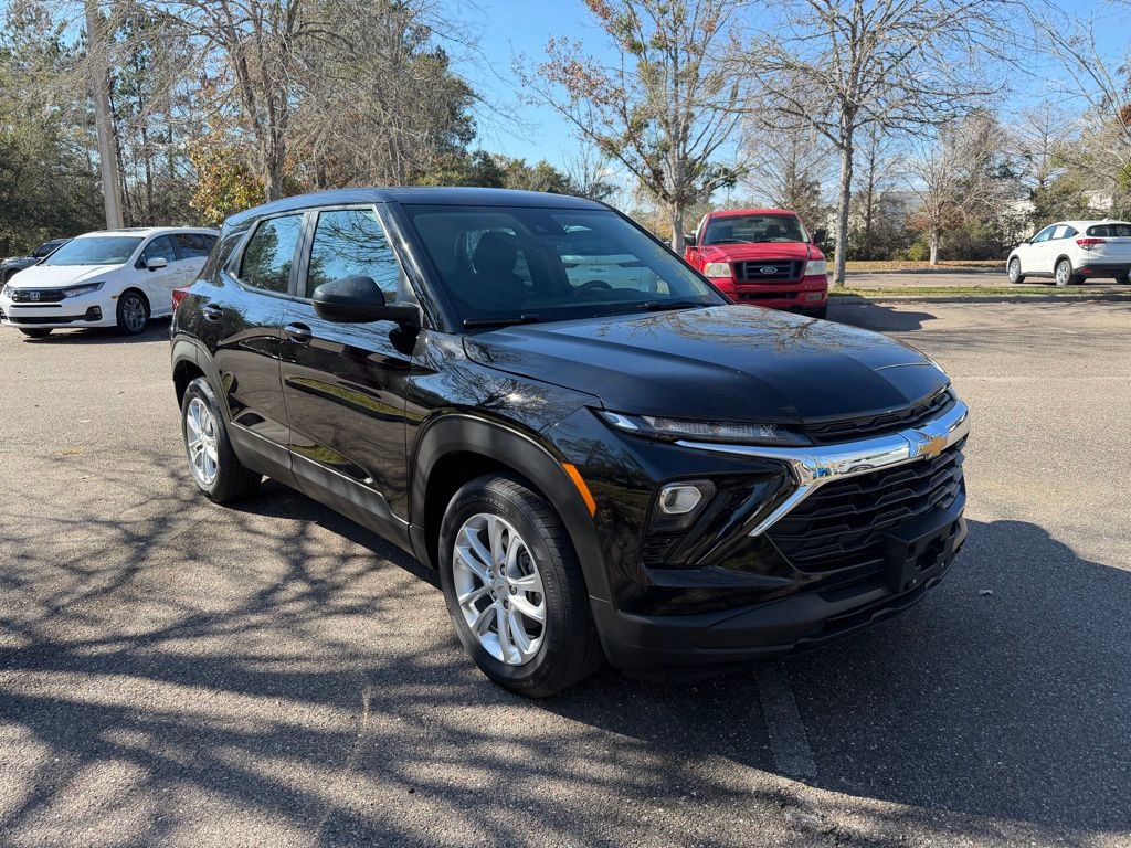Used 2024 Chevrolet TrailBlazer LS