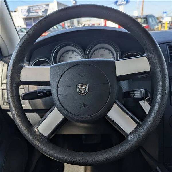 Used 2008 Dodge Charger SE w/ Convenience Group I RWD image 25
