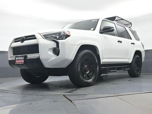 Certified 2021 Toyota 4Runner Venture w/ Moonroof Package AWD/4WD image 30