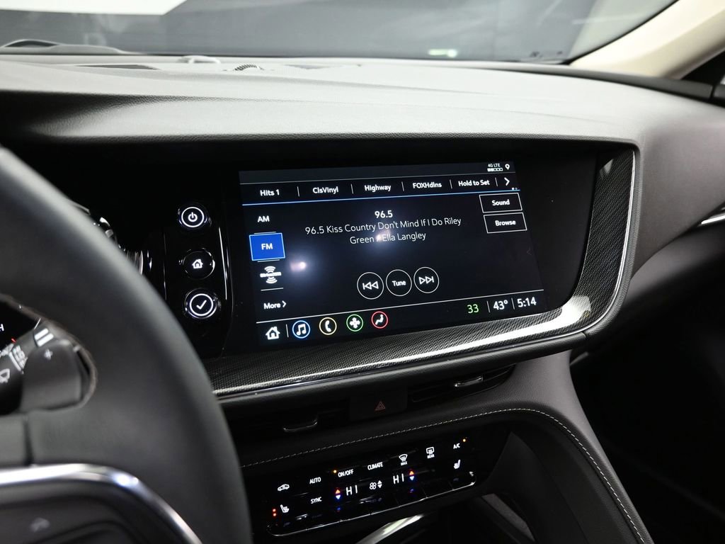 Used 2023 Buick Envision Preferred image 19