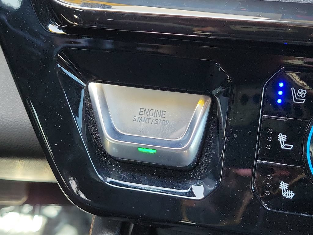 Used 2024 GMC Sierra 1500 AT4 w/ Technology Package AWD/4WD image 25