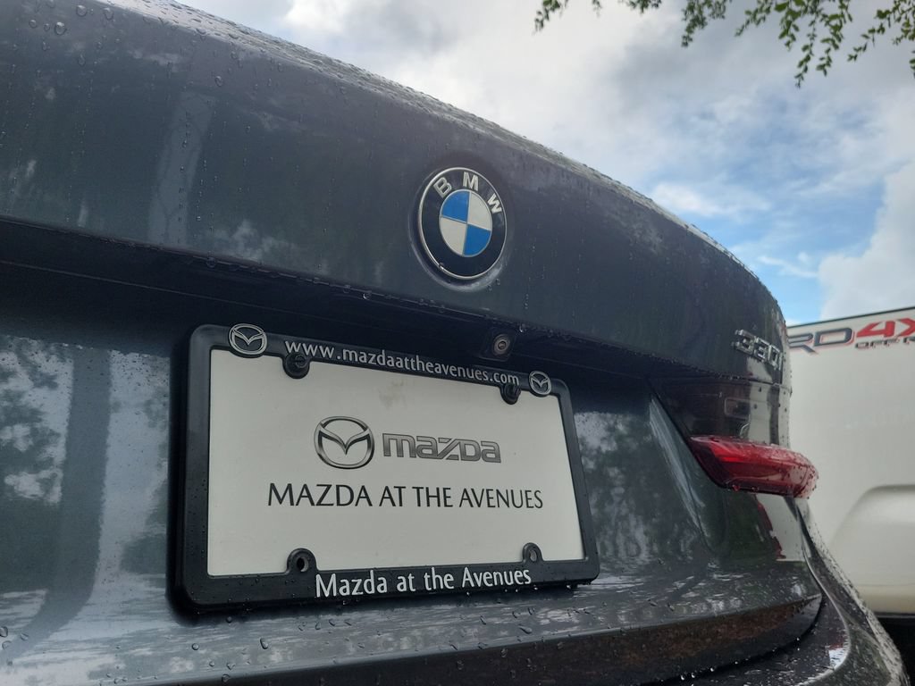 Used 2019 BMW 330i xDrive Sedan w/ Convenience Package AWD/4WD image 18