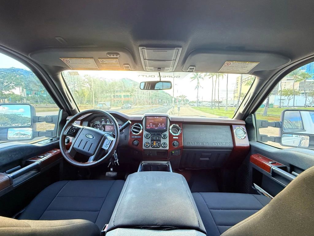 Used 2013 Ford F250 King Ranch w/ King Ranch w/Chrome Pkg image 10