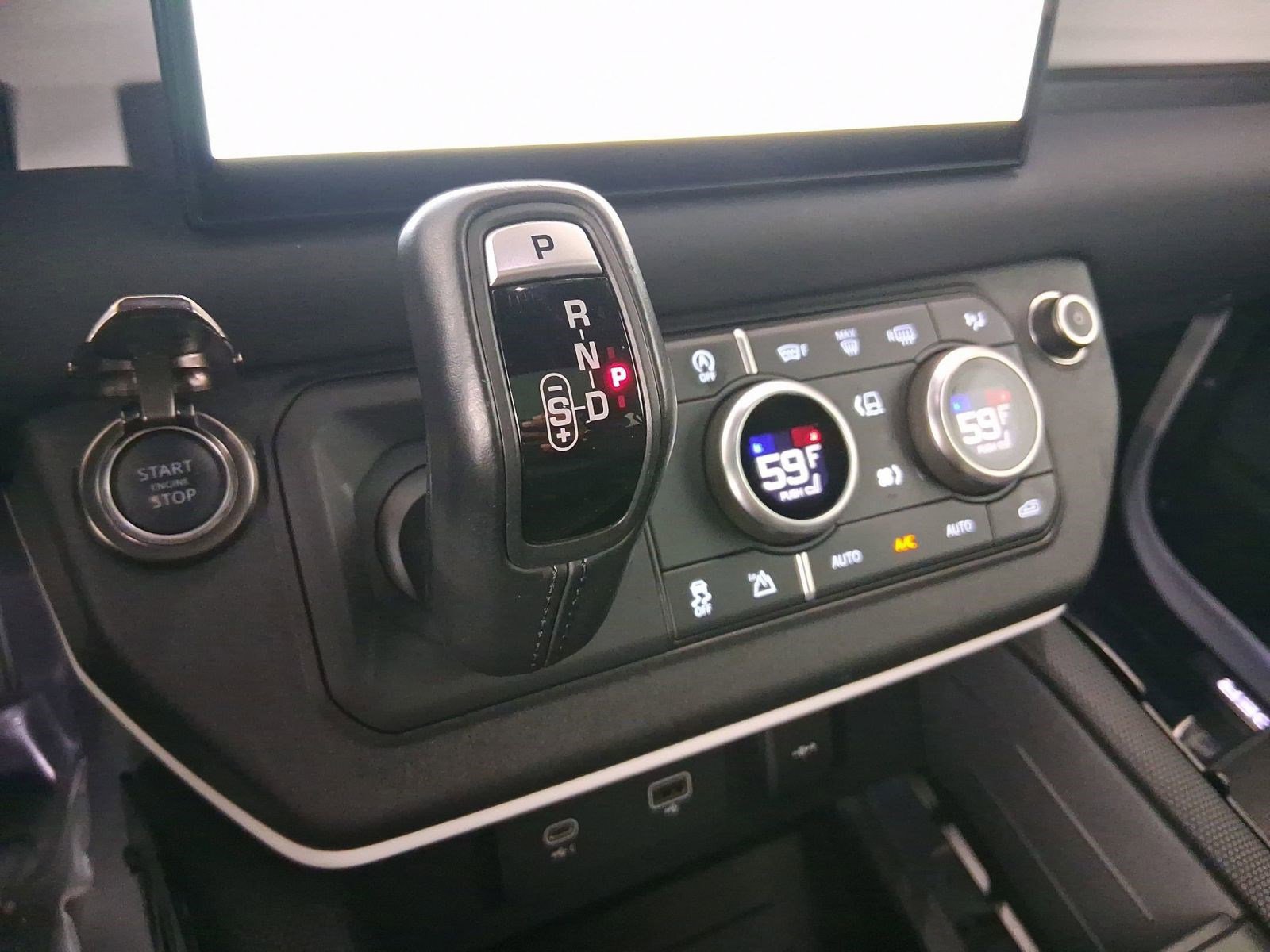 Used 2022 Land Rover Defender 110 X-Dynamic SE image 18