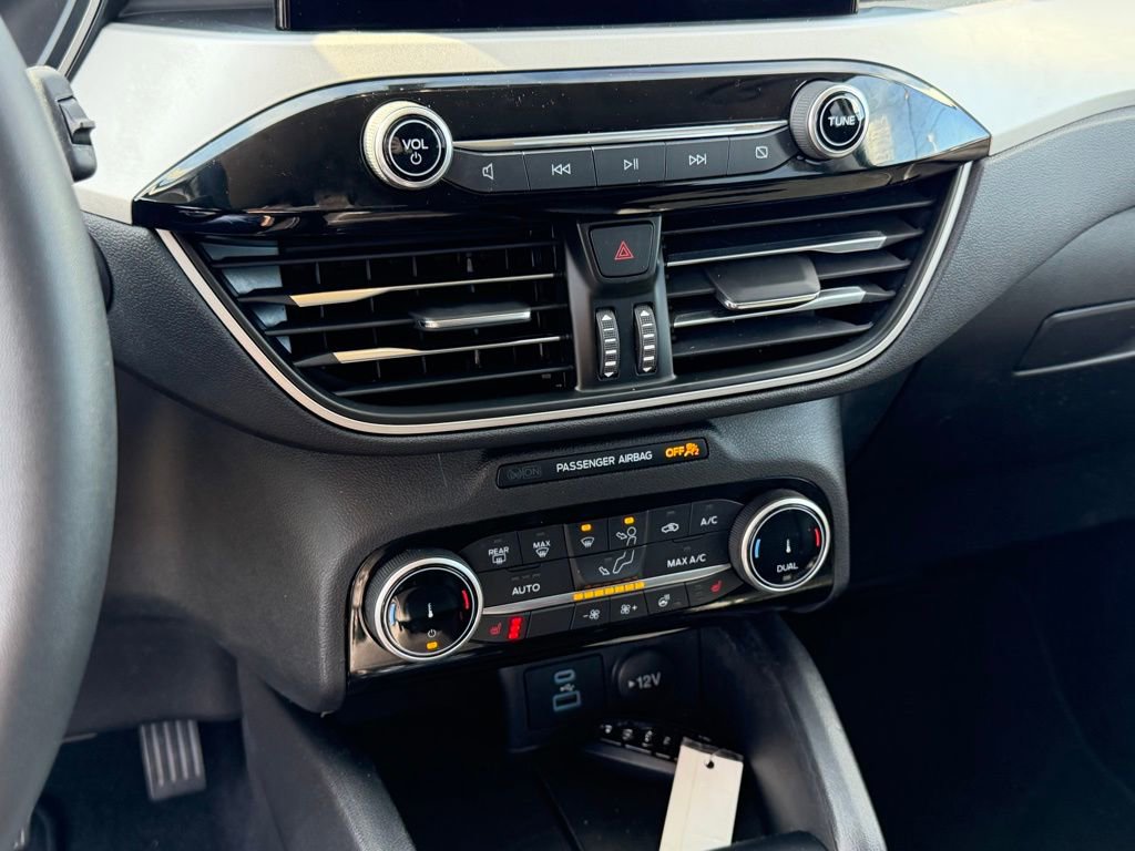 Used 2022 Ford Escape SEL image 24