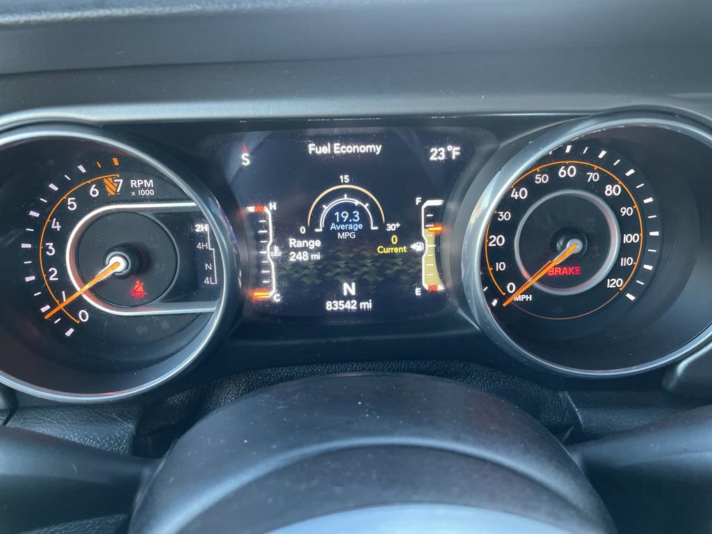 Certified 2018 Jeep Wrangler Unlimited Sahara image 17