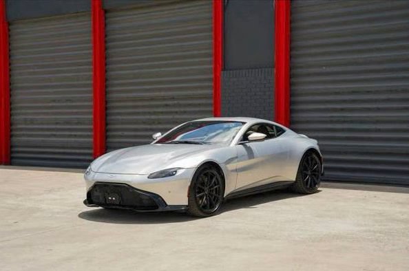 Used 2020 Aston Martin V8 Vantage Coupe RWD video 1