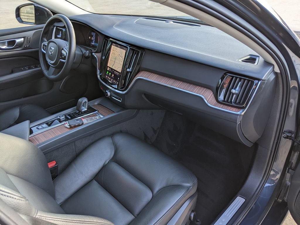 Certified 2024 Volvo S60 B5 Plus AWD/4WD image 21
