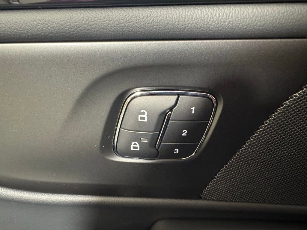 New 2026 Lincoln Nautilus Premier w/ Equipment Group 102A AWD/4WD image 35