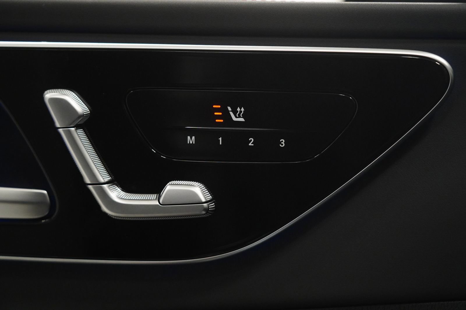 New 2026 Mercedes-Benz C 43 AMG 4MATIC Sedan image 32