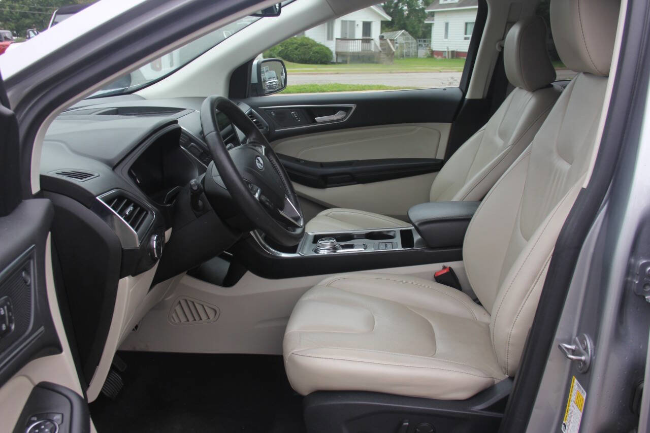 Certified 2022 Ford Edge Titanium image 22