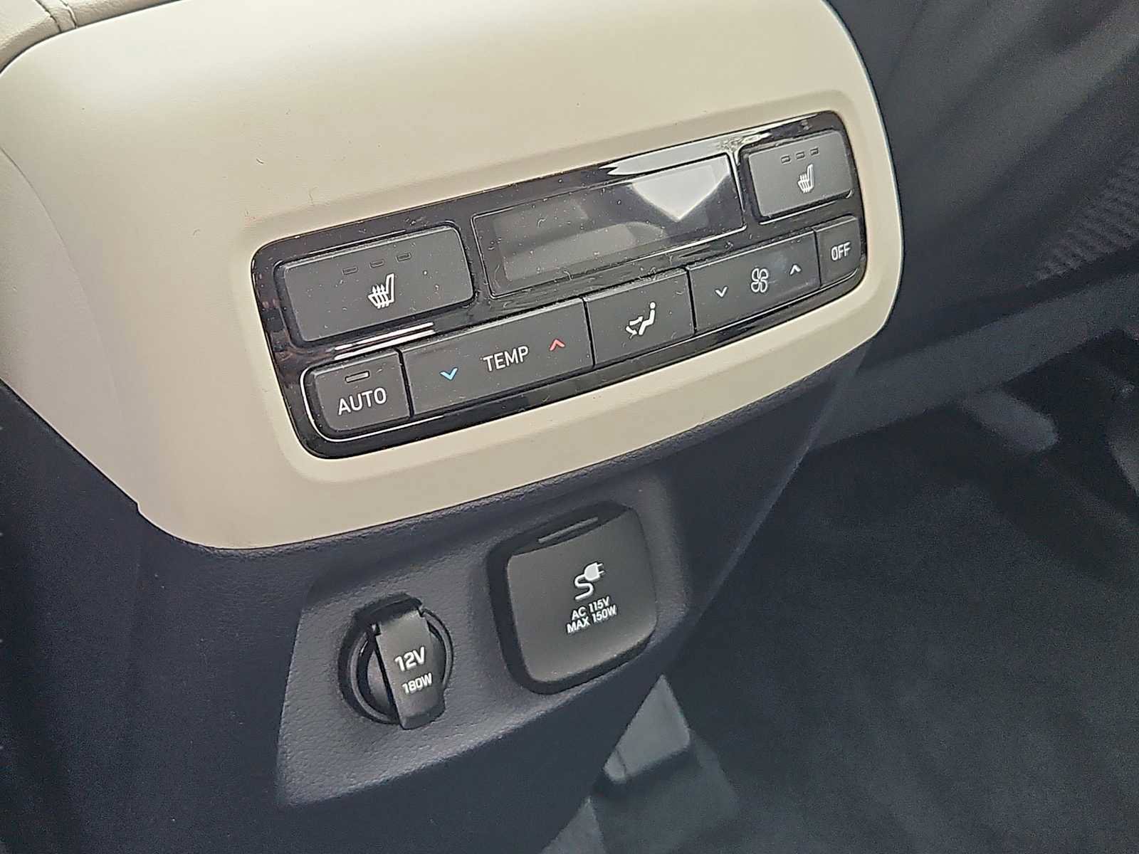 Used 2021 Hyundai Palisade SEL w/ Premium Package AWD/4WD image 22