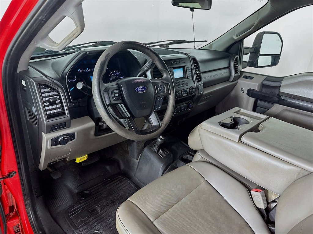 Used 2019 Ford F450 XL w/ Power Equipment Group image 28