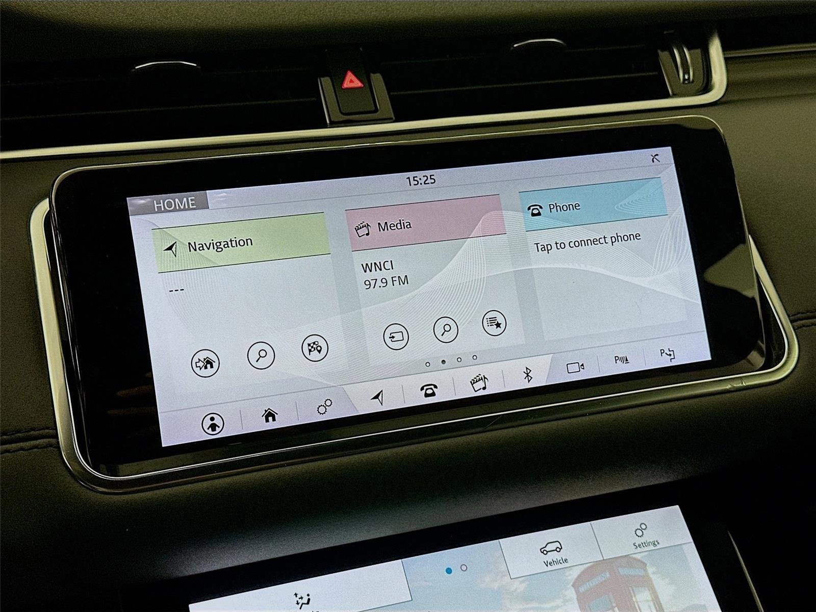 Used 2020 Land Rover Range Rover Evoque SE image 20