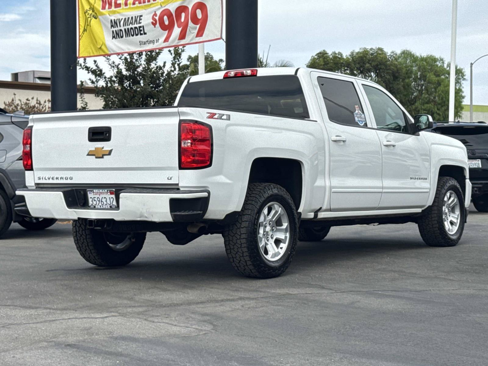 Used 2018 Chevrolet Silverado 1500 LT w/ All Star Edition AWD/4WD image 5