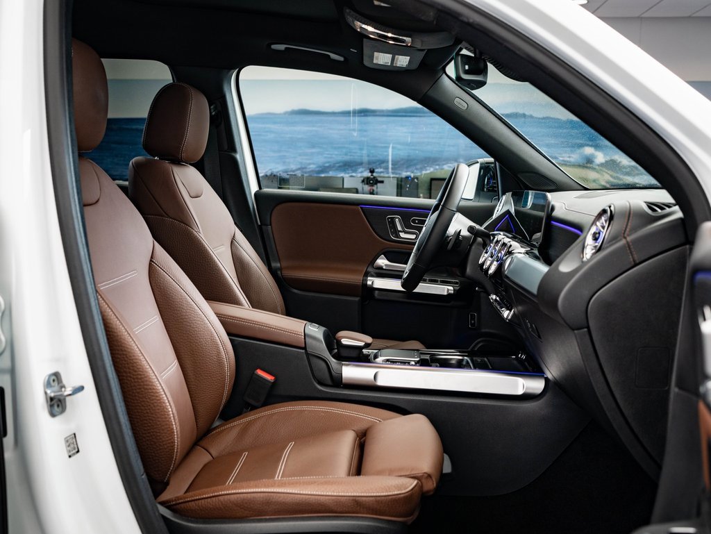 Certified 2023 Mercedes-Benz GLB 250 4MATIC image 24