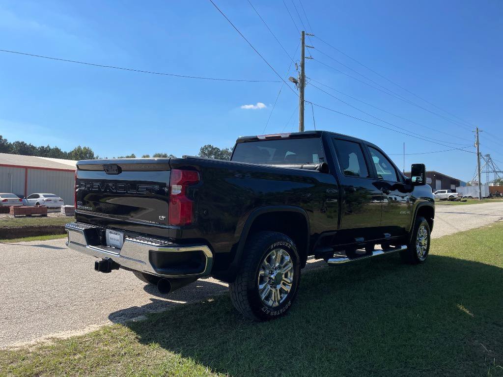 Used 2022 Chevrolet Silverado 2500 LT w/ Convenience Package AWD/4WD image 7