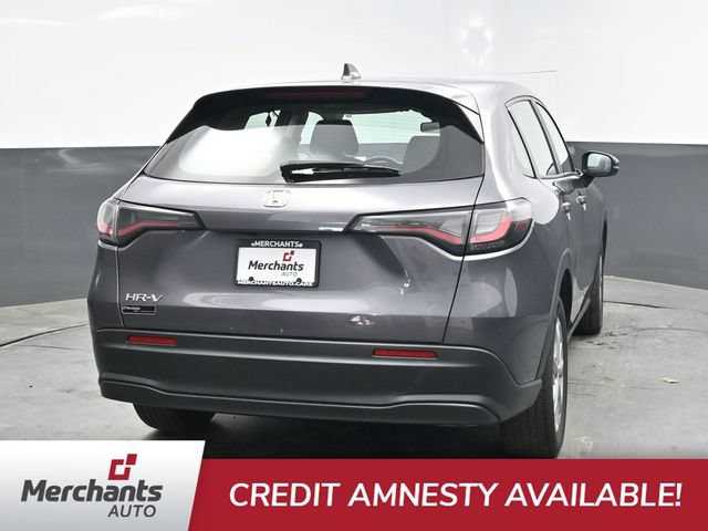 Used 2023 Honda HR-V LX image 2
